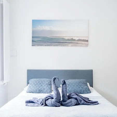 Apartment New & *